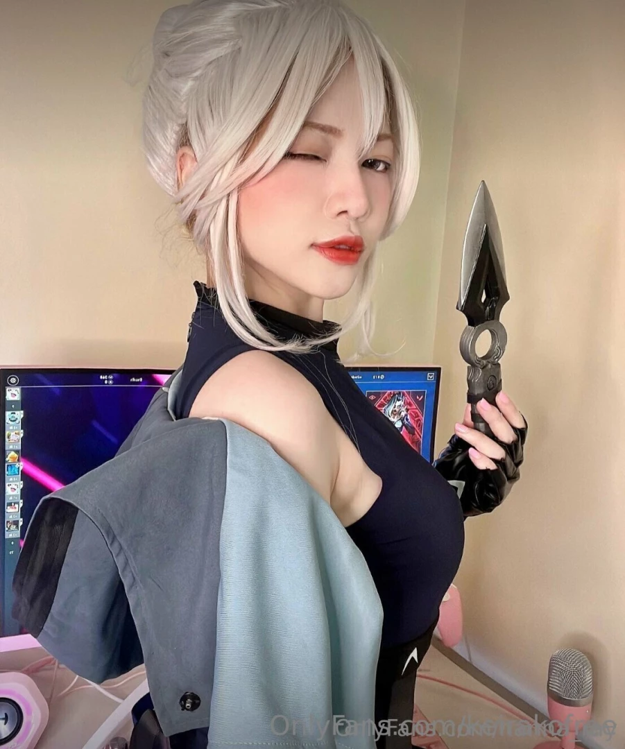 Follow my naughty keirakofree advertisement part 3 