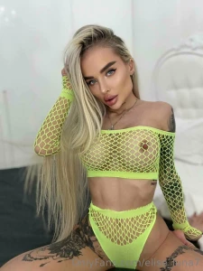 Https onlyfans com lil_lolli1 don t be afraid to get dirty uses all