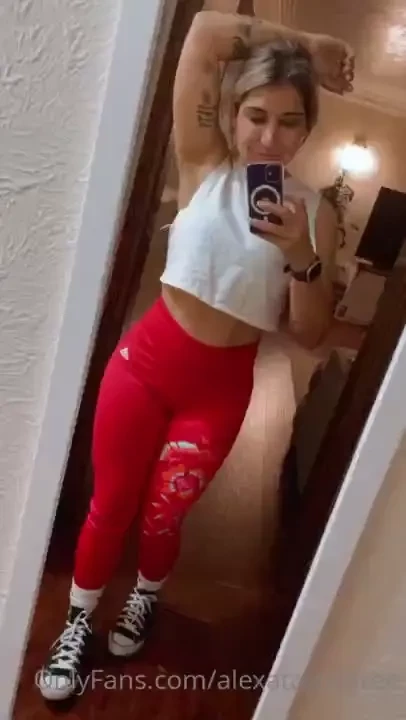 Gym time want to spot my squat 