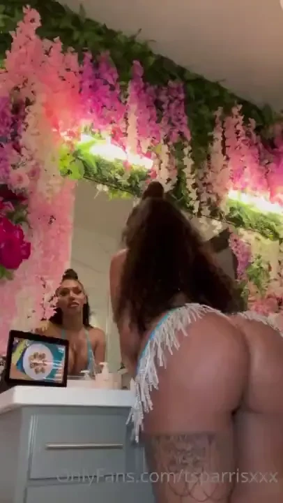 Happy friday who wanna play you know tips get my attention 