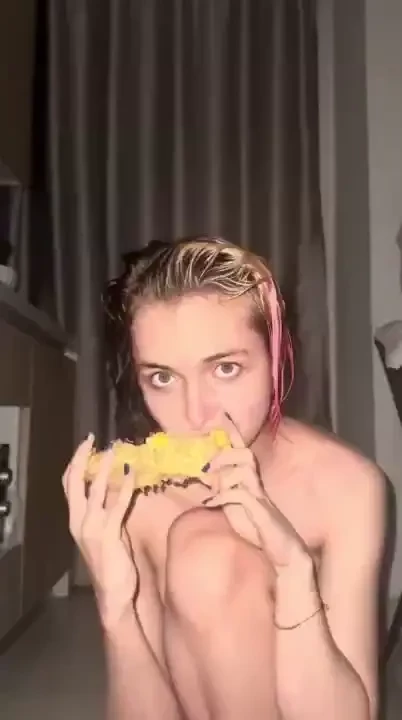 Corn amp korn this is a very strange video it s not really hot though part 1 