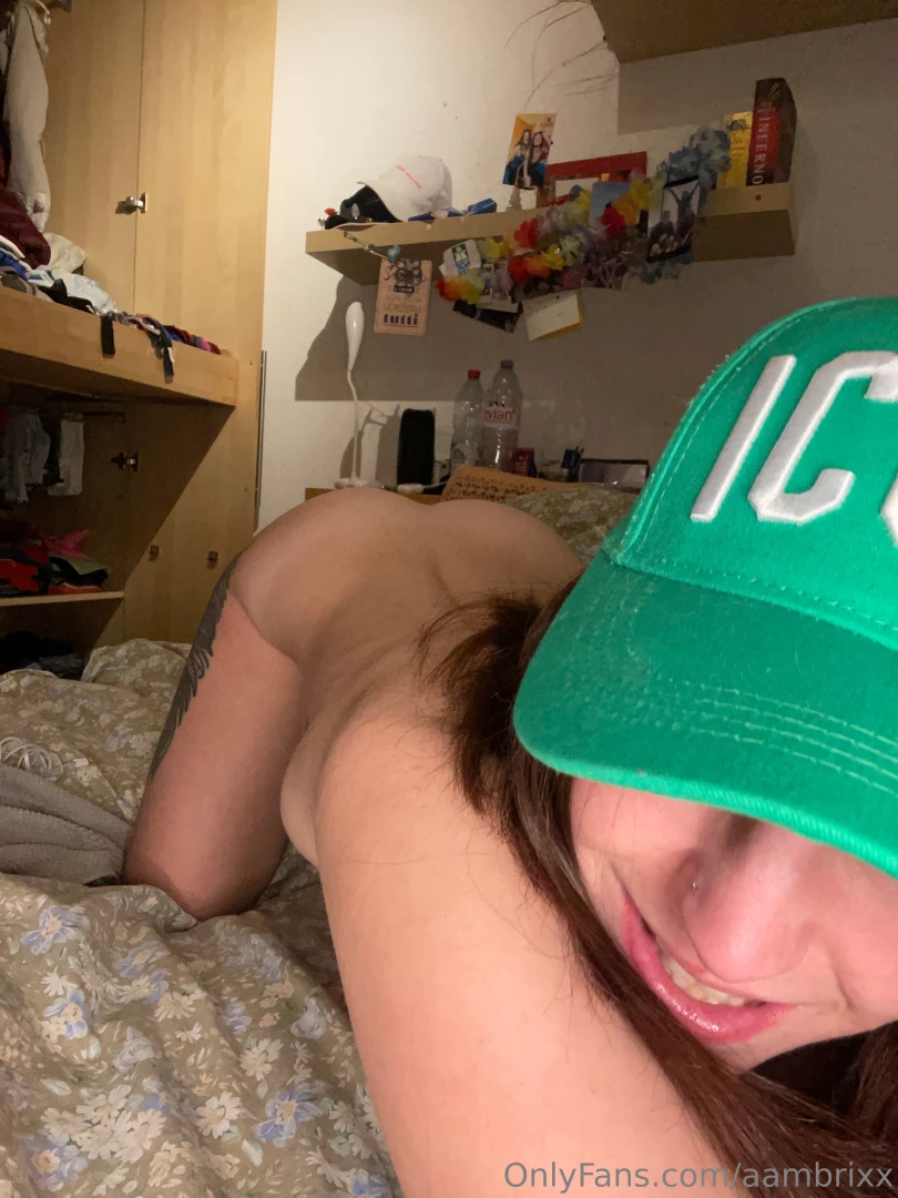 Che ne dici di un bel po di vecchi scatti guarda quanto ero porcella part 2 