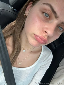 I feel like i need to chat with someone