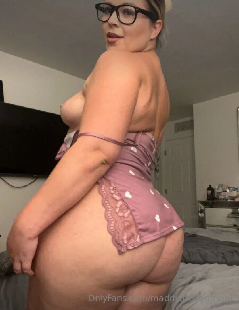 I stumbled across this pawg s rhoundofapplause free promo link and had part 1 