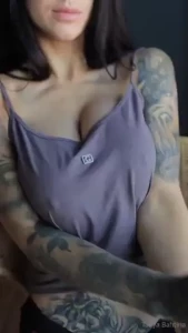 I may look like an unapproachable woman but i can be a quiet neighbor