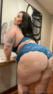 We re not going to bed until we ve cum together