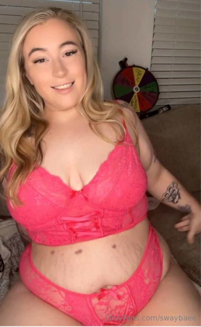 Call into work baby i wanna keep you bed all day 