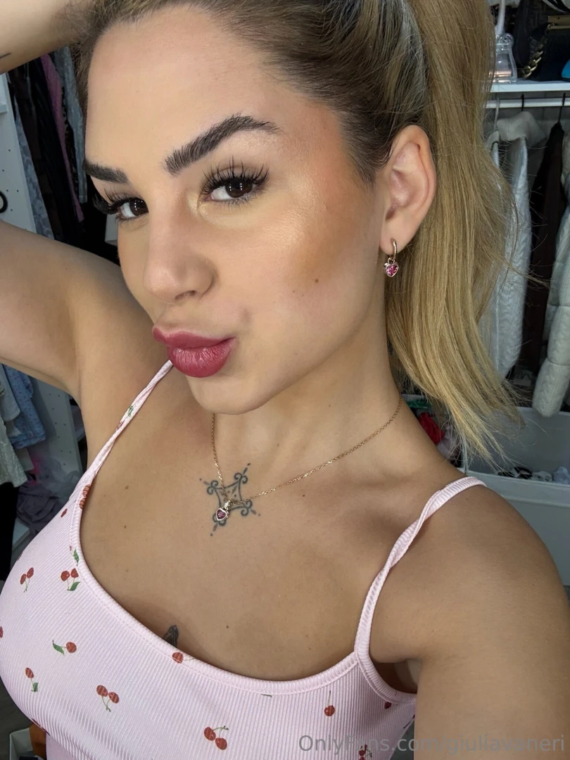 Non sempre serve parlare a volte basta uno sguardo per far perdere l 