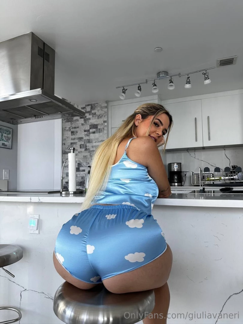 Se son troppo stretti posso togliermeli preferisco star senza nulla 