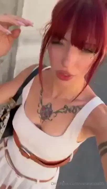 In giro a fare acquisti dopo ti faccio vedere in chat cosa ho comprato 