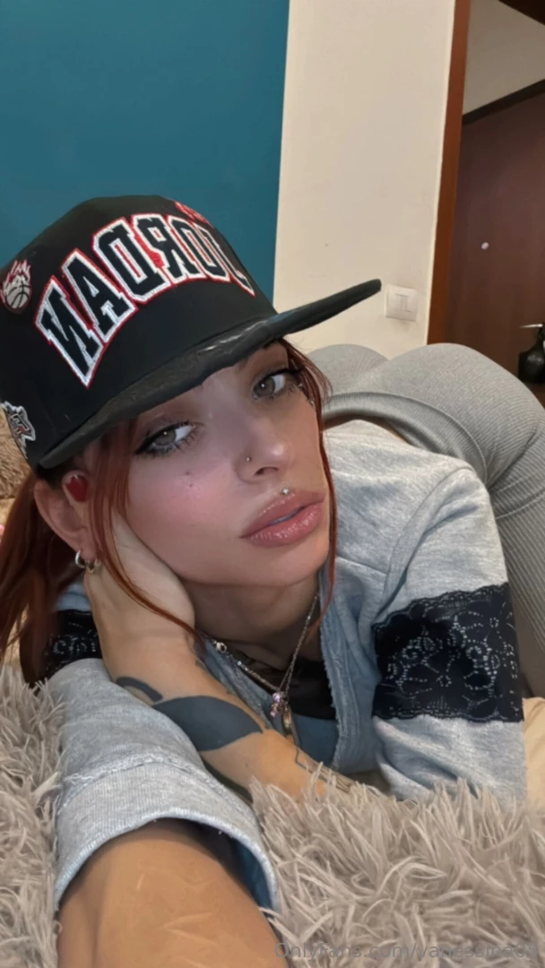 Papi ti prego smettila di sculacciarmi cos forte 