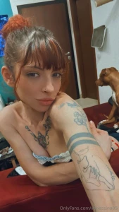 Hahah il mio amorino distratto con i cartoni animati