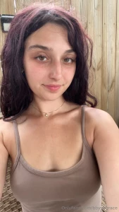 Feeling way too prettyy this morning