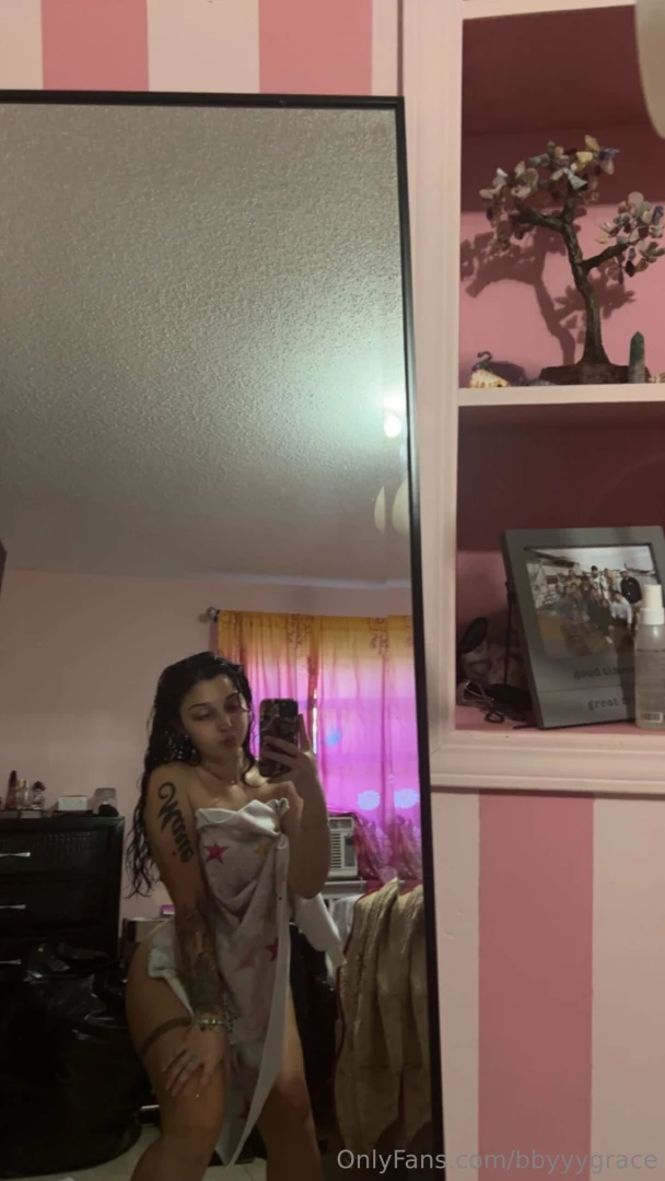 Just took a quick shower want to see what i did for u 