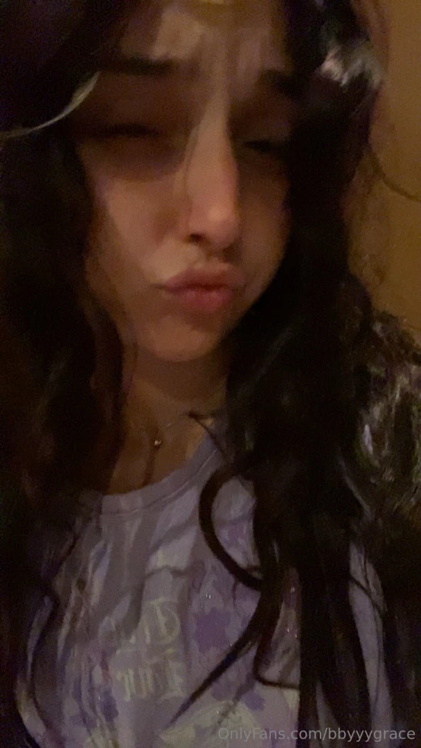 Morning kiss to all the loyal ones 