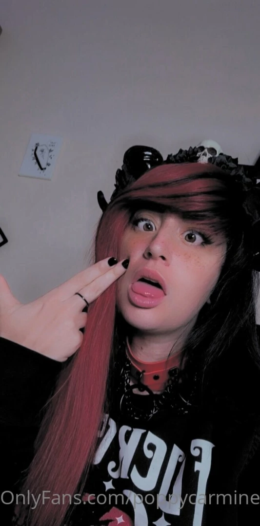 Pay attention to meeee 