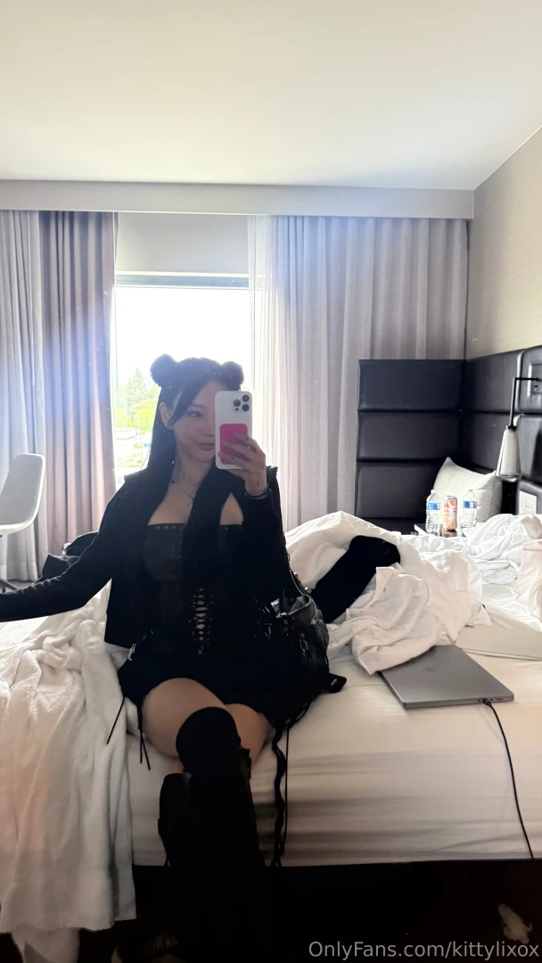 Gonna be a busy day can t wait to come back to my bed later 