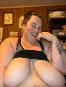 Have a bbw fantasy come check me out not only do i sell content i also part 2