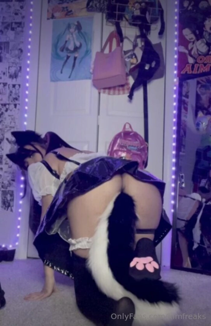 In case you re wondering yeah it s a butt plug 