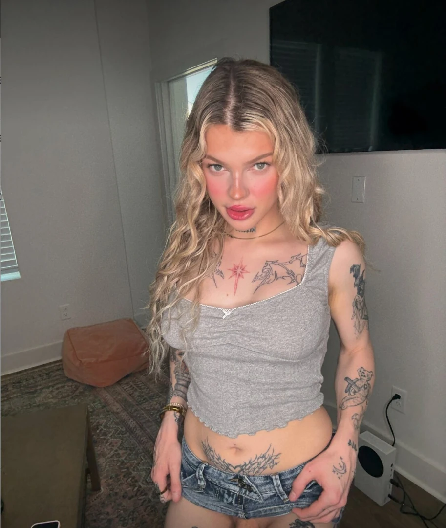 Home horny and thinking about stroking just a little before i make 