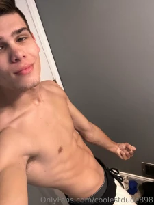 Just a bunch of nudes for you guys enjoy part 1