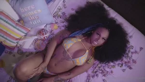 He lickkkkk me like a lollipop lollipop freestyle video out now youtu