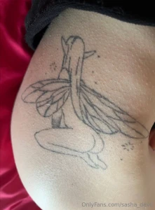 Fairy on the butt now that s a fun story for sure this couples tattoo