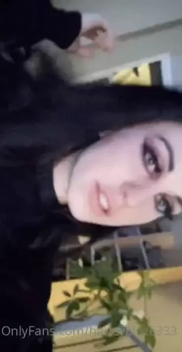 What day should i go live once a week for 1 hour 