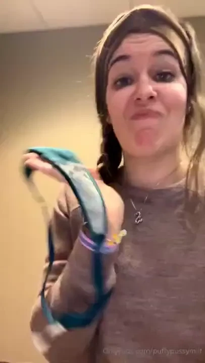 Dirty cum filled panties can t let that go to waste 