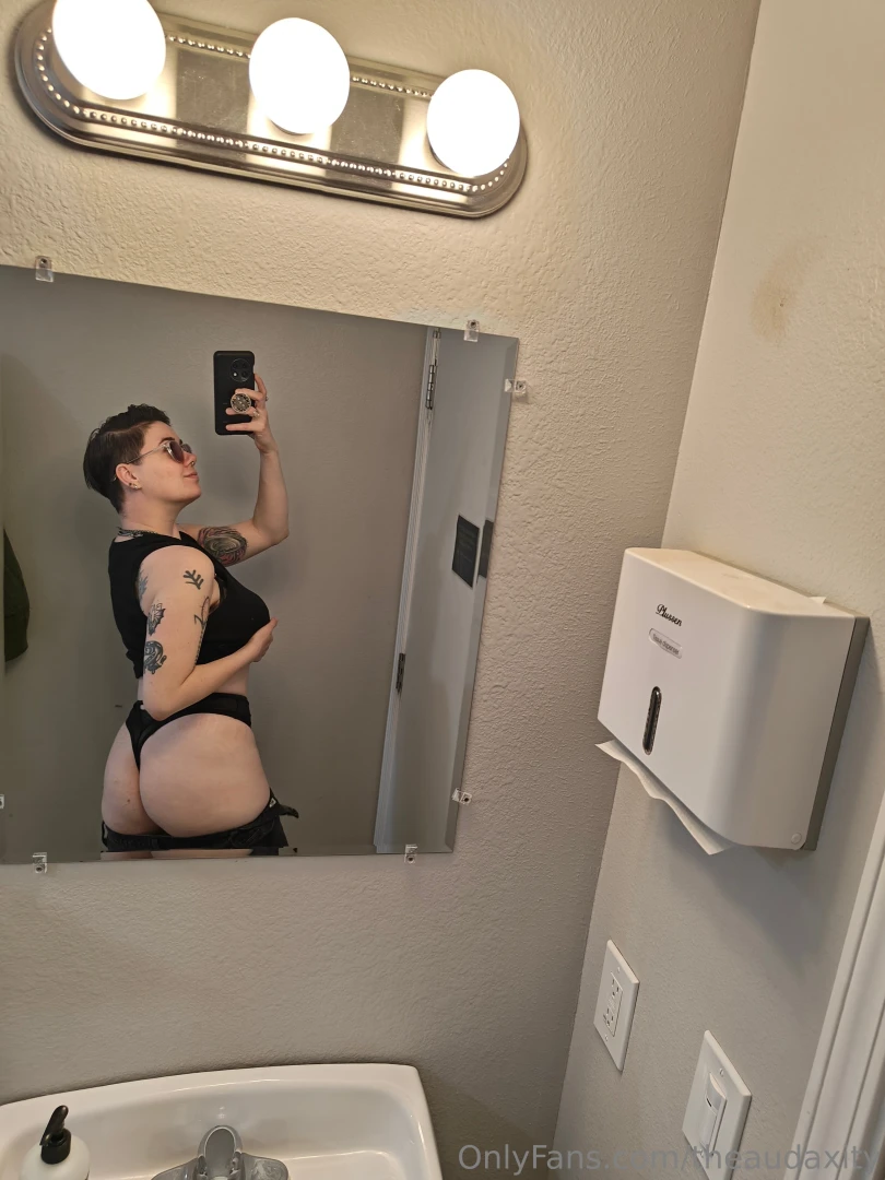 Time for some more offroading a thong is appropriate right 