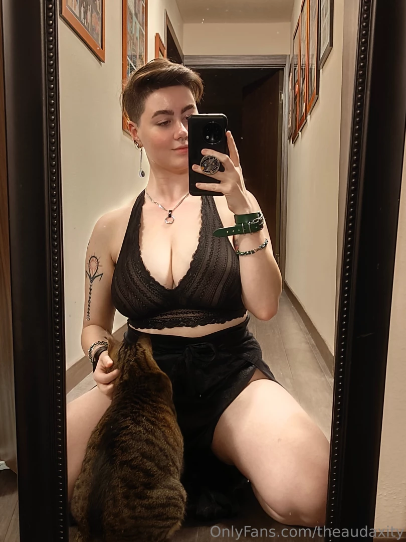 Well you see i was trying to be all cute and document tonight s outfit 