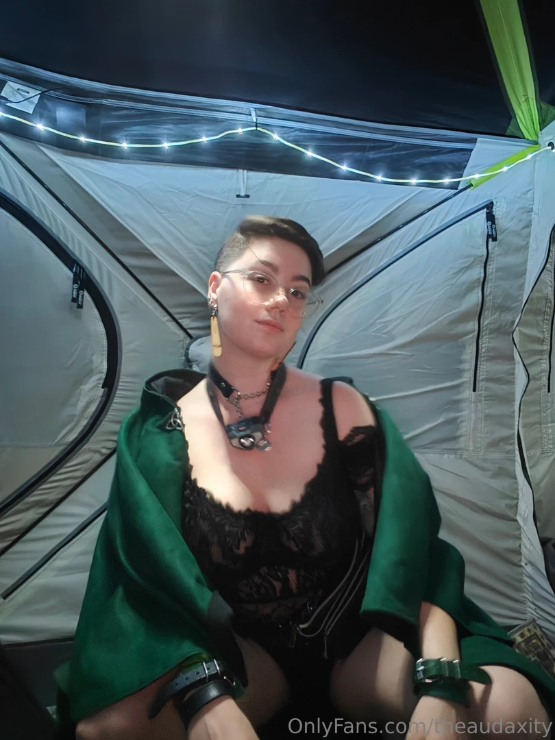 Well it s pouring rain at the renaissance festival but i m used to part 1 