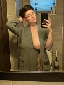 I don t think this bathrobe is working right