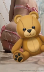 Hi new post 3 includes fake cum feet deepthroating getting all oiled