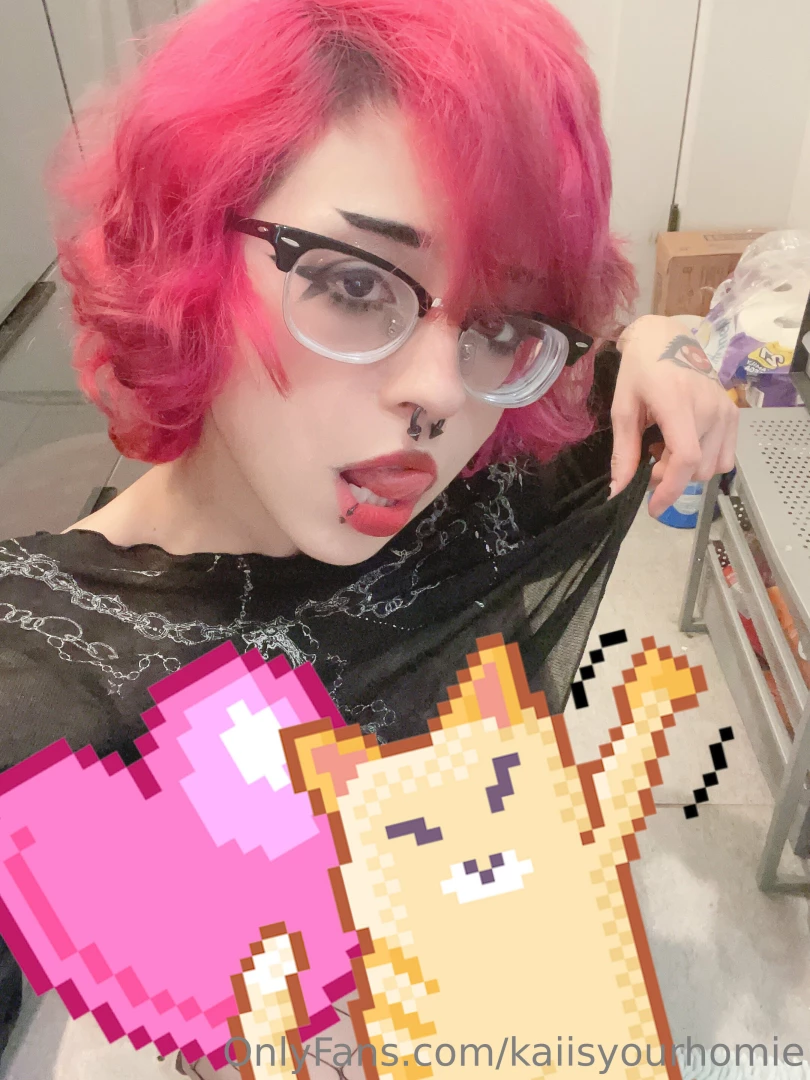 New settt 3 nipplessss in this hoe anyway there s plenty of pics of 