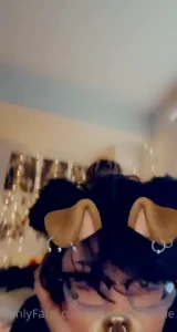 Here s a vid of karm smacking my ass
