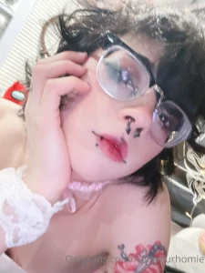 Mmmmmmk so it seems i have given up on hiding nipple cuz there s a