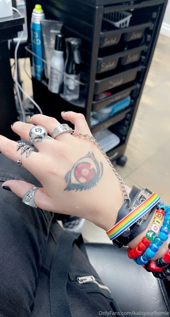 Shout out to all the bottoms this one s for you 