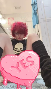 Well guys this is it finally a vid of me jacking off there s also a