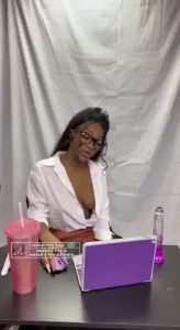 Sex hotline minxyfiya speaking