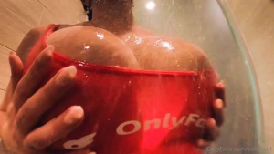 Bubbly showering with chelsea at the aloft hotel sudsy juicy sexy