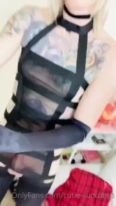 Lemme show you my body also a few of my favorite fans got some bonus