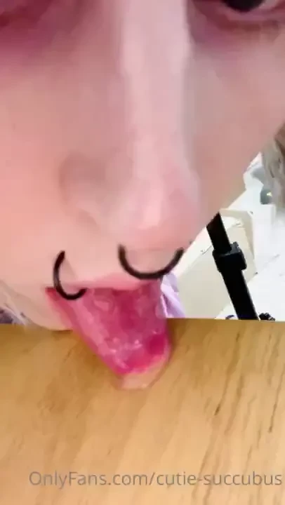 A good sissy cleans up her cum 
