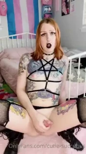 I know y all love me as a goth girl
