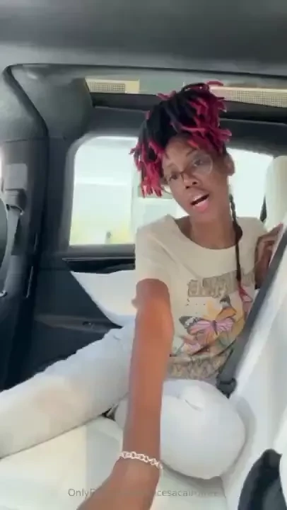 Come in the backseat for a quickie no worries i brought a towel and 