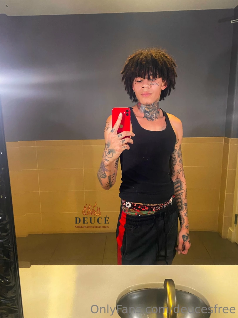 Cum join me after a nice long hard workout deucesnudes 