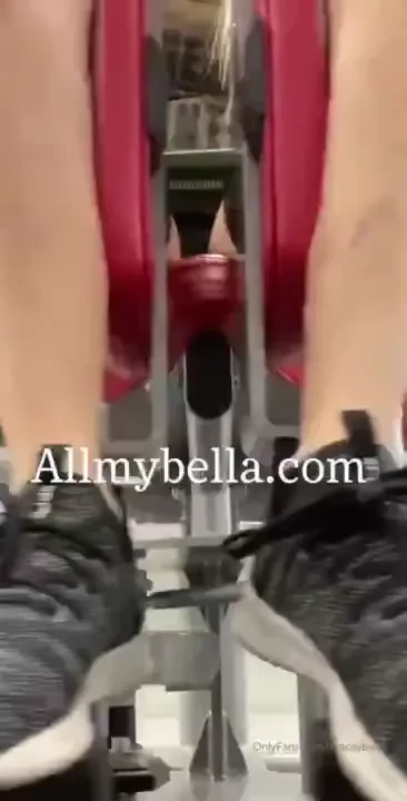 Would you get in between slide in my dms baby 