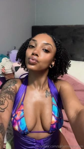 Who wants to buy videos tonight comment which ones you want me to post