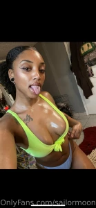 Like this post if you want my tounge on you