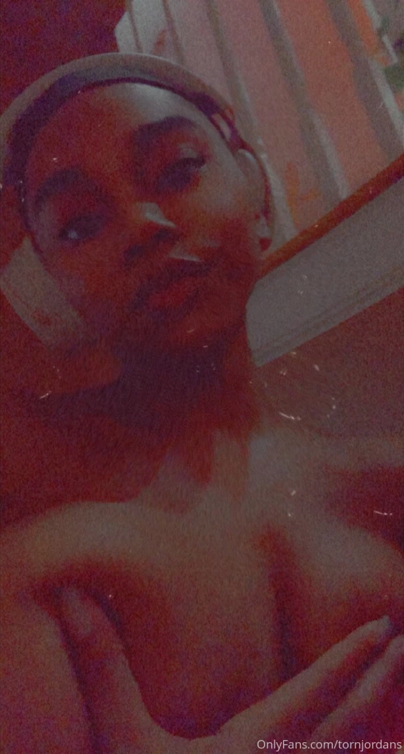 Tiddies fat af hope my ass catch up soon 